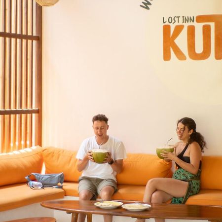 Lost Inn Kuta Capsule Hostel Exterior foto
